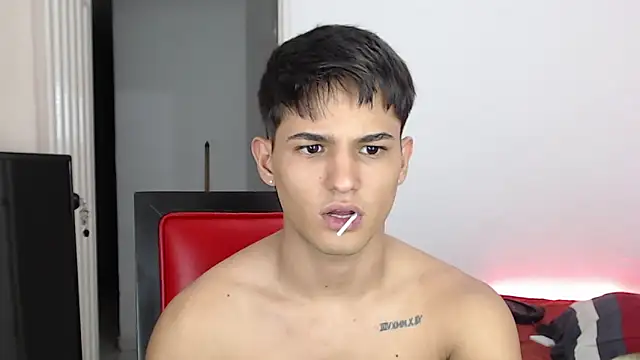 Snapshot of Alex_mojica chatting on 9, 11, 2025 Alex mojica online show from 9, 11, 2025