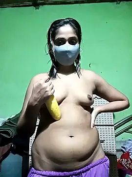 Snapshot of nila-aktar chatting on 4, 10, 2025 nila-aktar online show from 4, 10, 2025