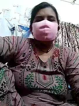 Snapshot of nila-aktar chatting on 10, 9, 2025 nila-aktar online show from 10, 9, 2025