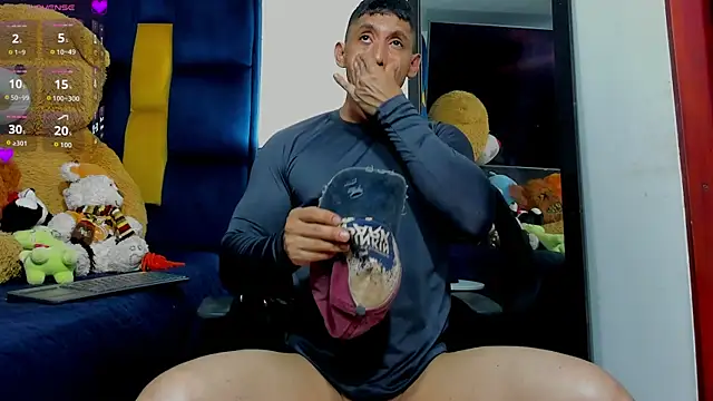 Evan Storn online show from 12, 11, 2025