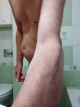 ExhibitPoll online show from 9, 10, 2025