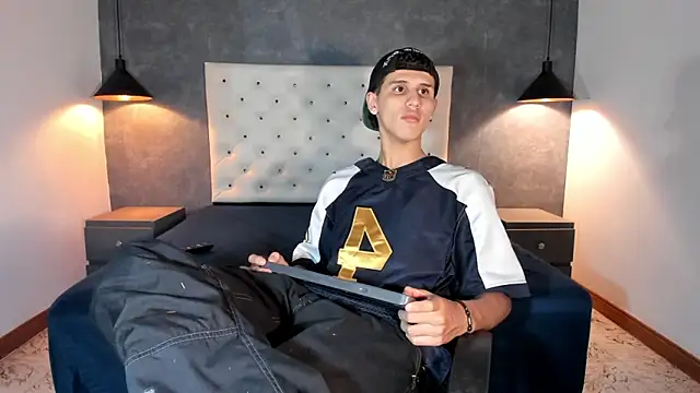  realwav online show from 18, 12, 2025