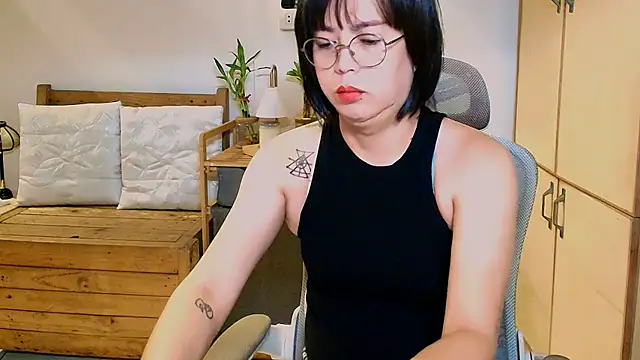 Snapshot of moriliciousxxx chatting on 20, 5, 2026 moriliciousxxx online show from 20, 5, 2026