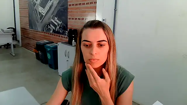 SweetGraciosa online show from 3, 12, 2025