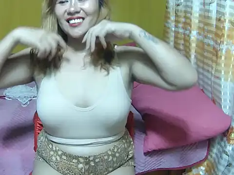 Strawberryyou online show from 2, 10, 2025