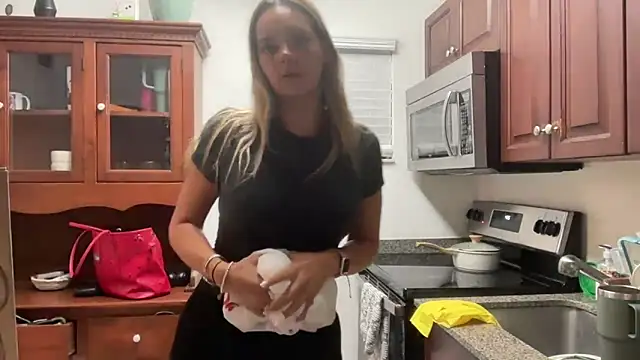 prettyykitty22 online show from 15, 11, 2025