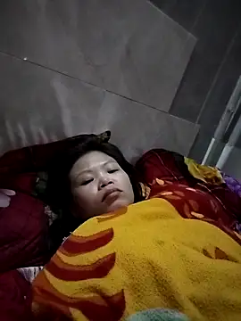 LinhNa999 online show from 2, 12, 2025