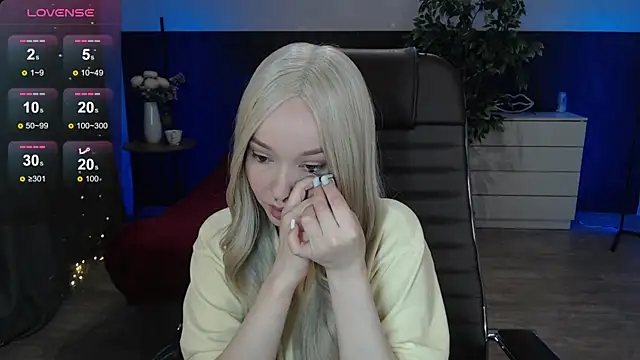 Sexy Alexia69 online show from 26, 10, 2025