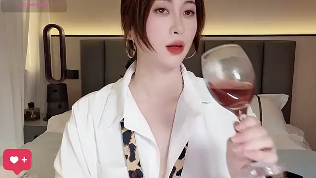 wuyueaini online show from 20, 4, 2026