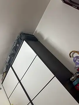 smallsmallsmallbird online show from 16, 3, 2026