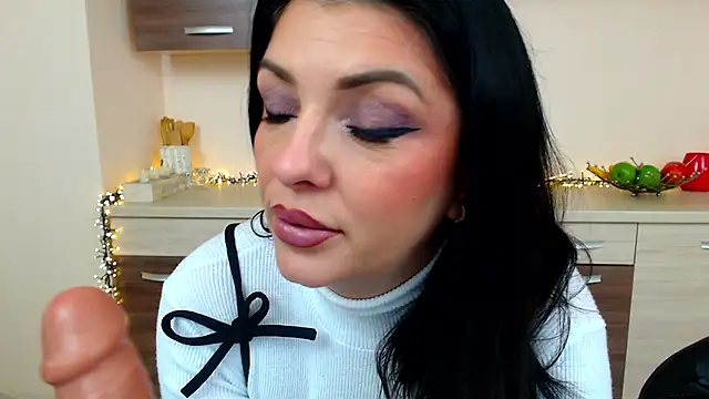 Snapshot of KimoraJoy chatting on 19, 11, 2025 KimoraJoy online show from 19, 11, 2025