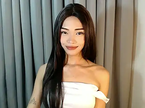 holyakiesha online show from 5, 4, 2026