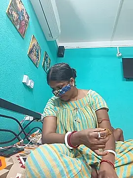 Snapshot of Indian__coupel999 chatting on 3, 7, 2026 Indian coupel999 online show from 3, 7, 2026