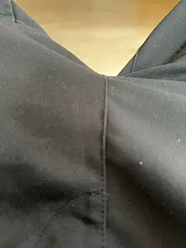 Manu97k online show from 1, 11, 2025