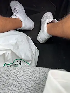 Manu97k online show from 3, 3, 2026