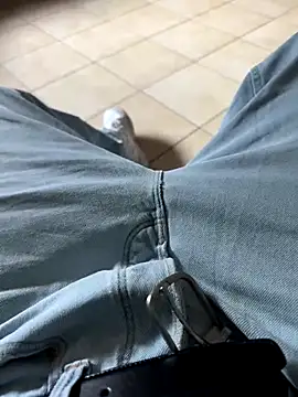 Manu97k online show from 13, 10, 2025