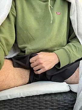 Manu97k online show from 11, 11, 2025