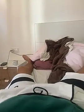 Manu97k online show from 4, 3, 2026