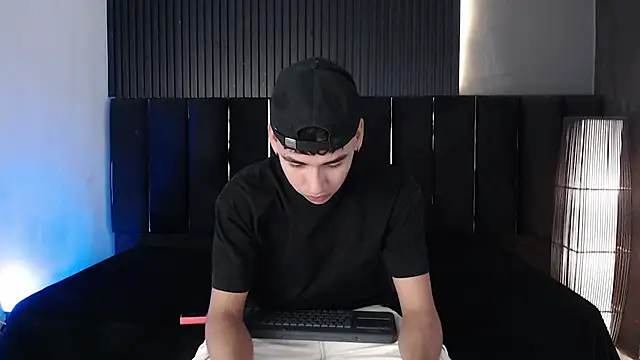 Dominic ghost online show from 4, 3, 2026