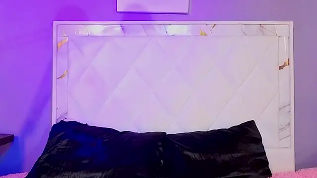 Dannyhot  online show from 3, 6, 2026