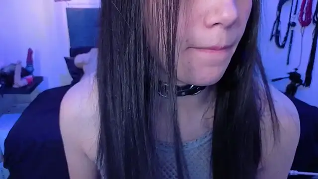 elowen halley1 online show from 3, 11, 2025