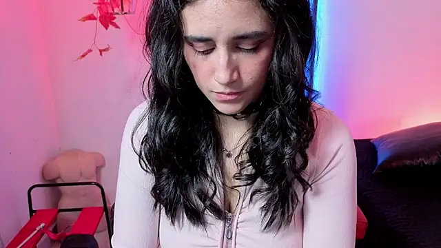 elowen halley1 online show from 22, 3, 2026