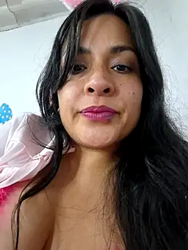 astridcollinsvip online show from 2, 4, 2026