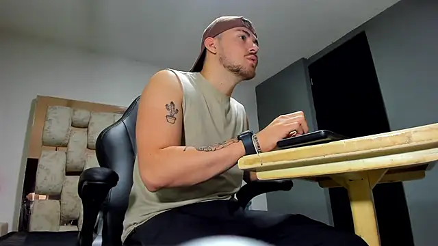 BrunoWalkerr online show from 25, 9, 2025