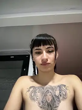 Alynn Bri  online show from 7, 4, 2026