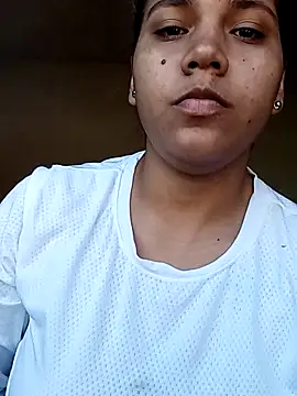 Daila Lucia online show from 25, 2, 2026