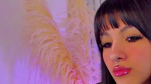 Snapshot of cuteezoe chatting on 27, 10, 2025 cuteezoe online show from 27, 10, 2025