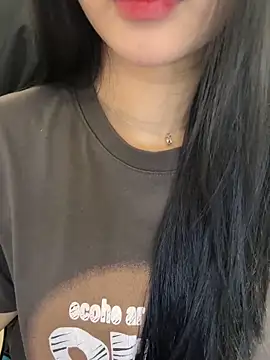 Snapshot of Dolly282 chatting on 4, 4, 2026 Dolly282 online show from 4, 4, 2026