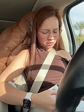 Snapshot of Mrs_MrLove chatting on 9, 2, 2026 Mrs MrLove online show from 9, 2, 2026