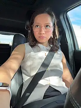 Snapshot of Mrs_MrLove chatting on 18, 1, 2026 Mrs MrLove online show from 18, 1, 2026