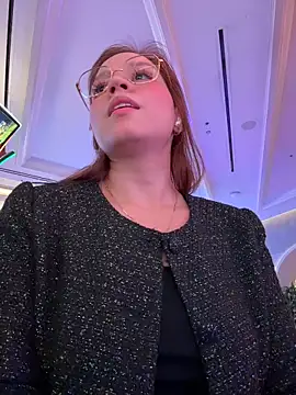 Snapshot of Mrs_MrLove chatting on 2, 3, 2026 Mrs MrLove online show from 2, 3, 2026