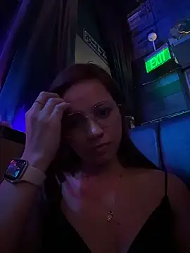 Snapshot of Mrs_MrLove chatting on 2, 2, 2026 Mrs MrLove online show from 2, 2, 2026