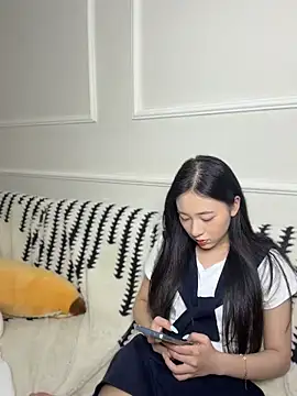 Snapshot of shishi0688 chatting on 27, 5, 2026 shishi0688 online show from 27, 5, 2026