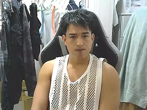 hunterXhan online show from 4, 11, 2025