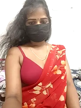 Snapshot of Misss-julli chatting on 12, 9, 2025 Misss-julli online show from 12, 9, 2025