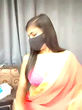 Misss-julli online show from 8, 3, 2026