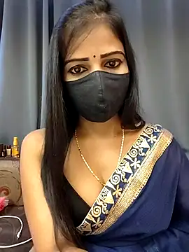 Snapshot of Misss-julli chatting on 29, 11, 2025 Misss-julli online show from 29, 11, 2025