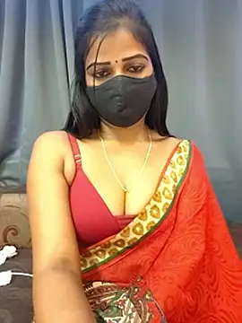 Snapshot of Misss-julli chatting on 15, 10, 2025 Misss-julli online show from 15, 10, 2025