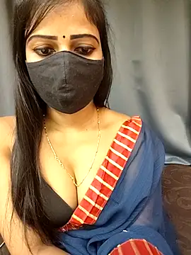 Misss-julli online show from 20, 12, 2025