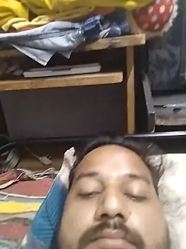 Snapshot of sumit_19 chatting on 13, 10, 2025 sumit 19 online show from 13, 10, 2025