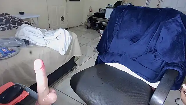 Snapshot of curvybae45 chatting on 28, 5, 2026 curvybae45 online show from 28, 5, 2026
