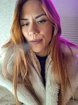 SlimBellaa online show from 13, 11, 2025