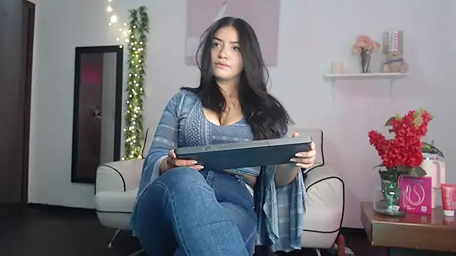 Snapshot of Noapino chatting on 29, 7, 2026 Noapino online show from 29, 7, 2026