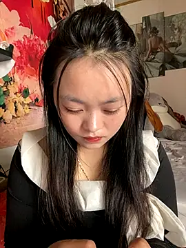 Julia-Elsa online show from 17, 9, 2025