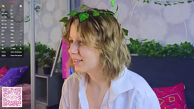 EmiliSaren online show from 28, 9, 2025