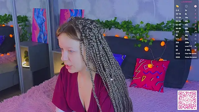 EmiliSaren online show from 6, 10, 2025
